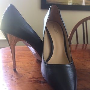 ALDO Size 9 Black and Chrome Heels